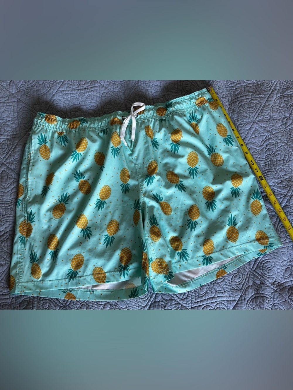 MEMBERS RESORT Men's Pineapple Print Swim Trunks - Mint